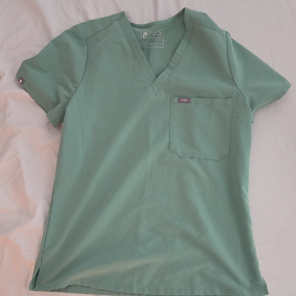Figs V-Neck Catarina Scrub Top in Jade Green